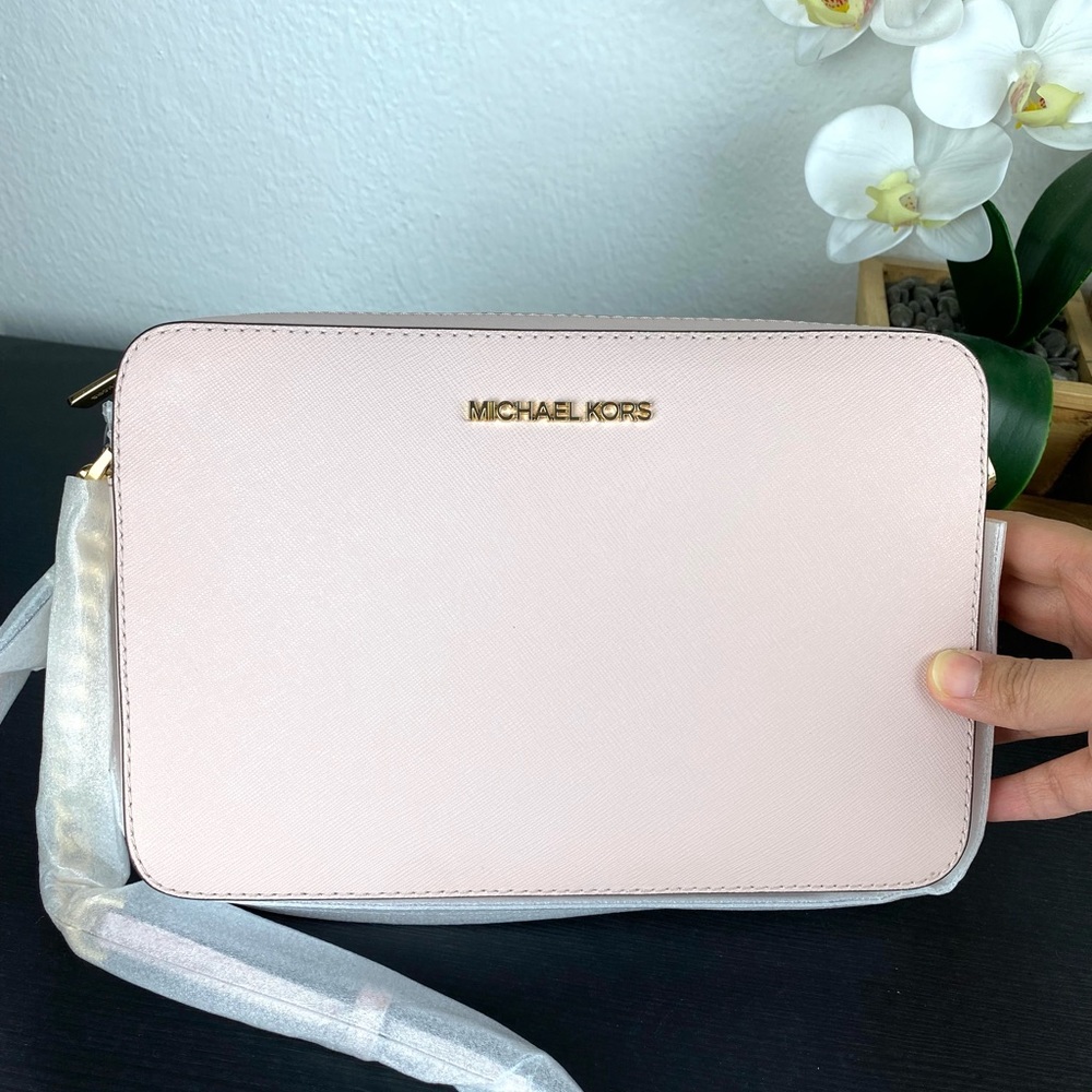 Michael Kors Jet Set LG EW Crossbody - Picture 1 of 7
